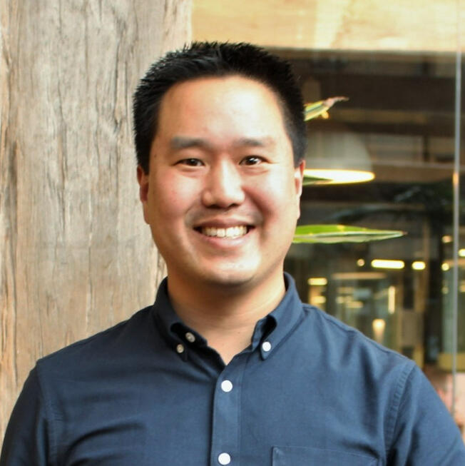 Photo of Dr Stephen Tang